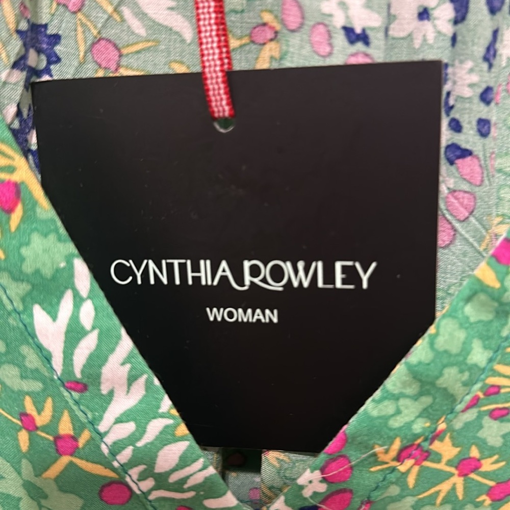 Cynthia Rowley Green Floral-Print Sleeveless V-Neck Tunic - Picture 2 of 3